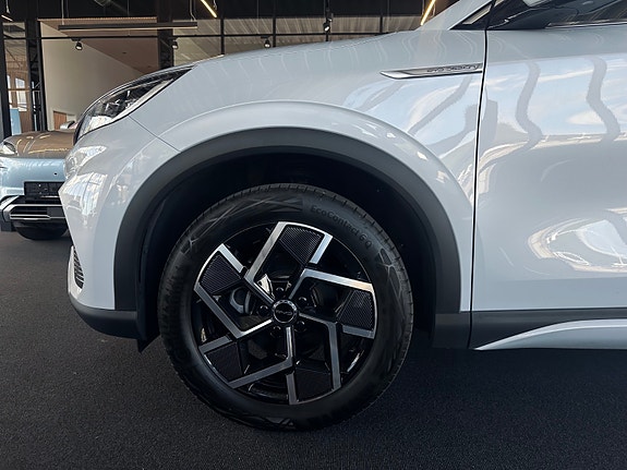 BYD Atto 3 9 of 29
