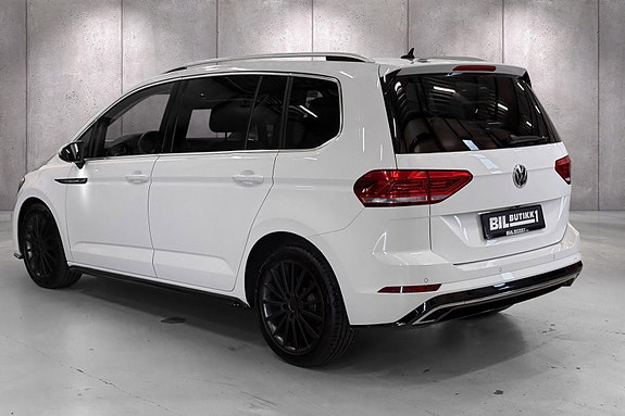 Volkswagen Touran 4 of 30