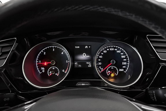 Volkswagen Touran 22 of 30