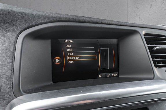 Volvo V60 22 of 27