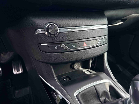 Peugeot 308 28 of 30