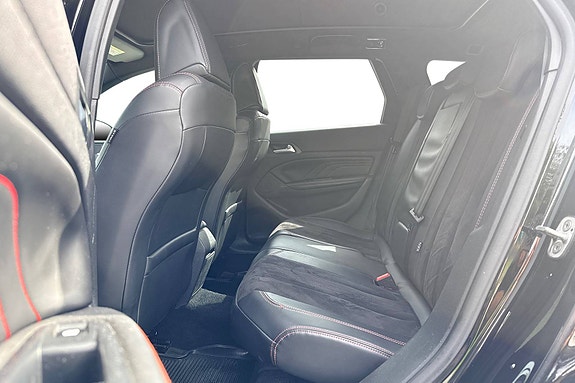 Peugeot 308 18 of 30
