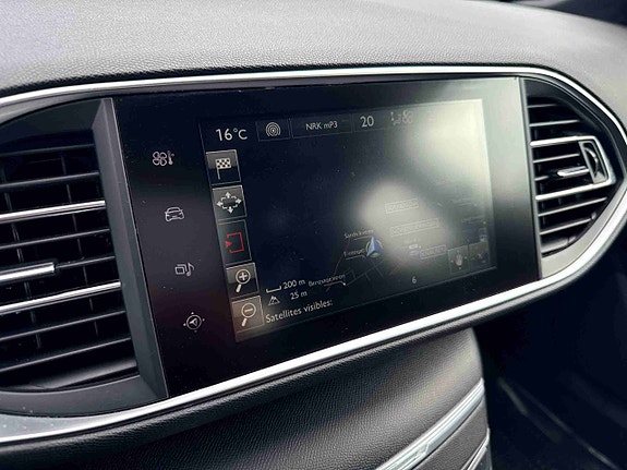 Peugeot 308 24 of 30