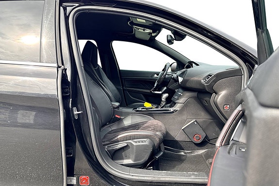 Peugeot 308 17 of 30