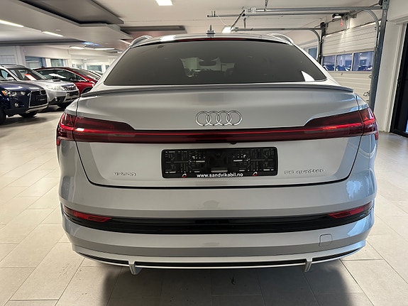Audi e-tron Sportback 6 of 30