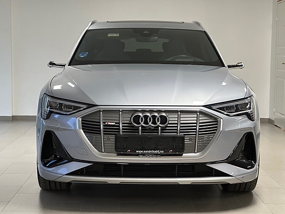 Audi e-tron Sportback 3 of 30