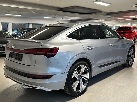 Audi e-tron Sportback 5 of 30
