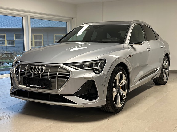Audi e-tron Sportback 2 of 30
