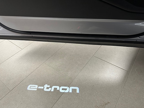 Audi e-tron Sportback 30 of 30