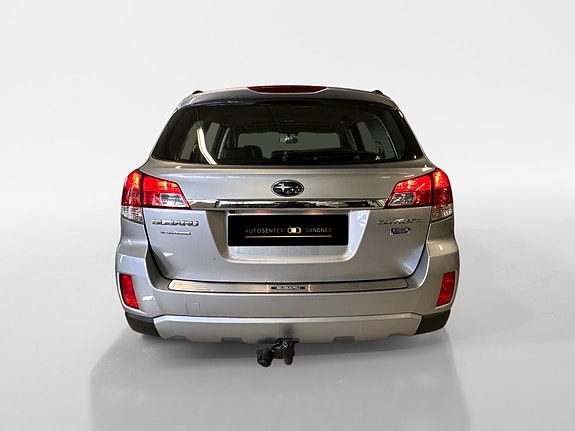 Subaru Outback 6 of 30