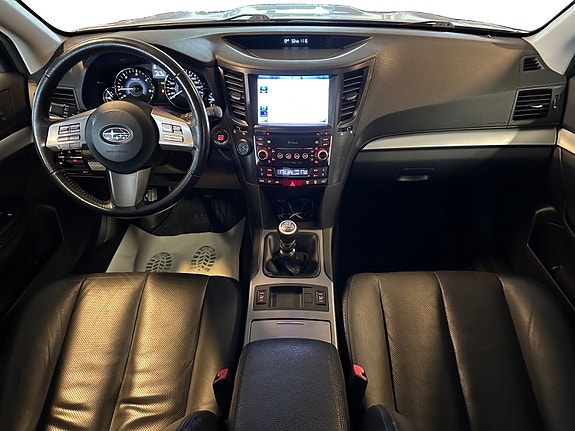 Subaru Outback 15 of 30