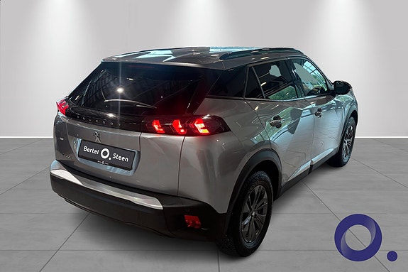 Peugeot e-2008 7 of 19