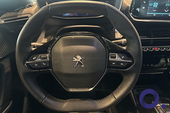 Peugeot e-2008 13 of 19