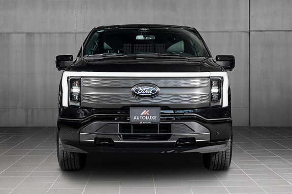 Ford F-150 4 of 30