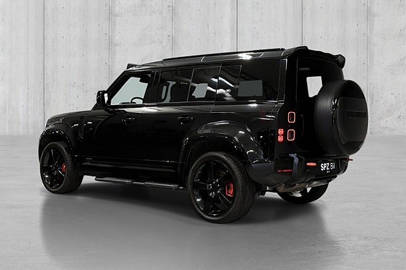 Land Rover Defender 5 of 20