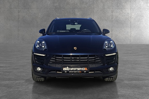 Porsche Macan 6 of 30
