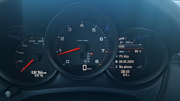 Porsche Macan 21 of 30