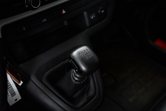 Peugeot Expert 13 of 20