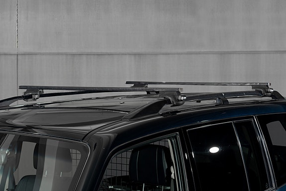 Mitsubishi Pajero 14 of 30