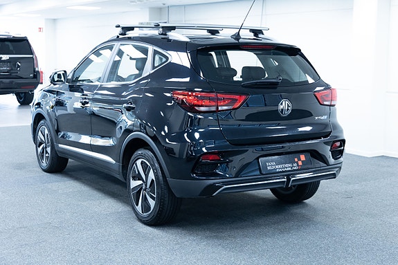 MG ZS EV 2 of 18