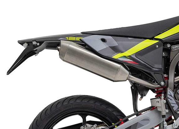 Fantic 125cc Performance ABS-Ny 2026 modell. 9 of 13