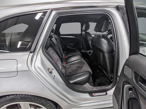 Audi A4 18 of 23