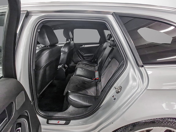 Audi A4 16 of 23