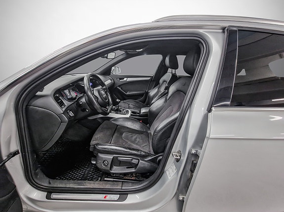 Audi A4 11 of 23