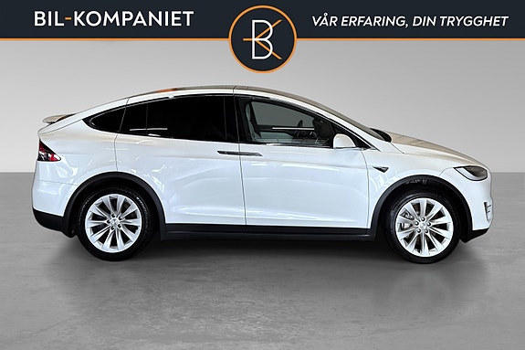 Tesla Model X 2 of 23