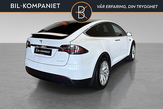 Tesla Model X 3 of 23