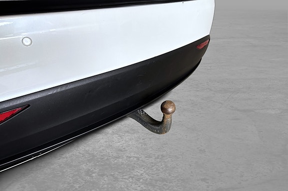 Tesla Model X 20 of 23