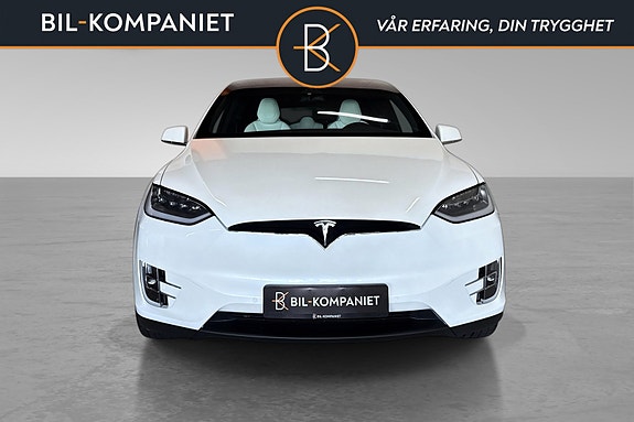 Tesla Model X 5 of 23