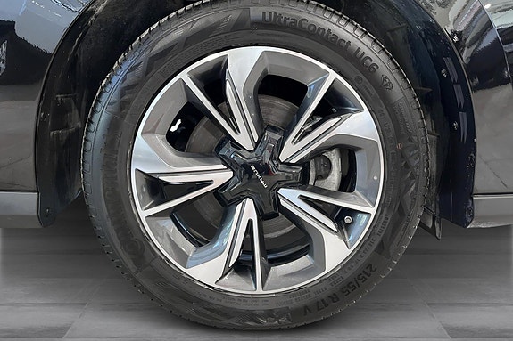 Maxus Euniq 5 24 of 30