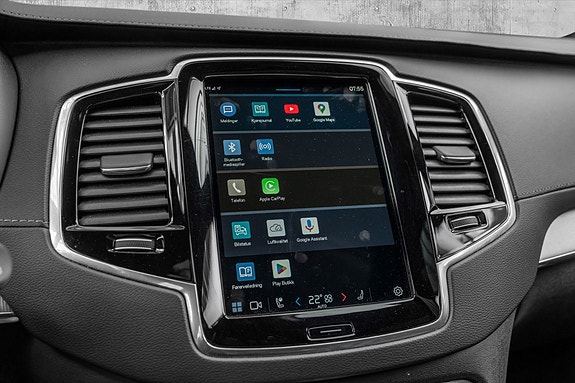 Volvo XC90 20 of 27