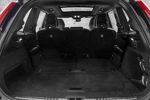Volvo XC90 23 of 27