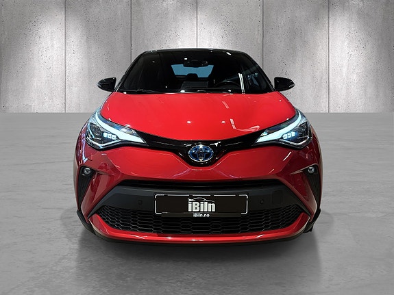 Toyota C-HR 3 of 21