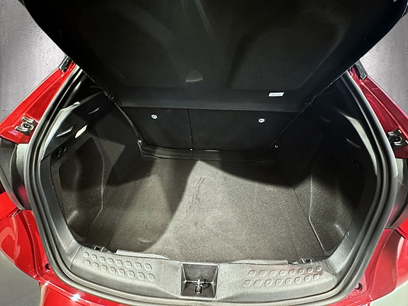 Toyota C-HR 20 of 21