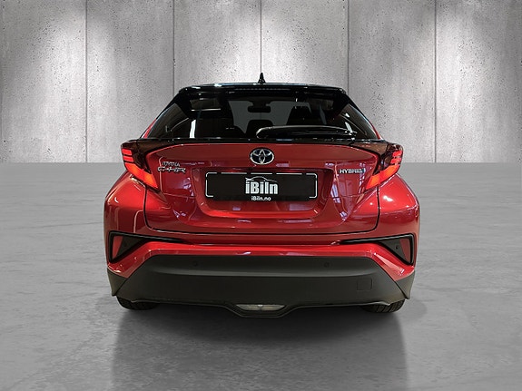Toyota C-HR 6 of 21