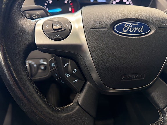 Ford Kuga 17 of 23