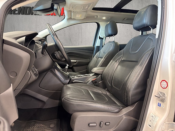 Ford Kuga 10 of 23