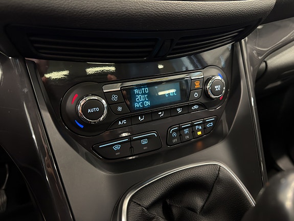 Ford Kuga 19 of 23