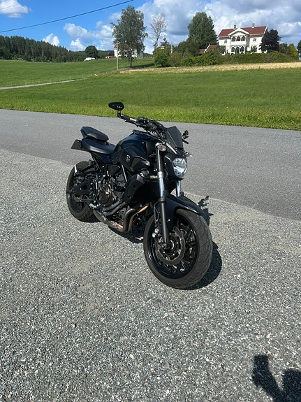 Yamaha MT-07 6 of 20
