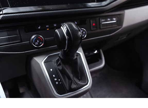 Volkswagen Transporter 19 of 22