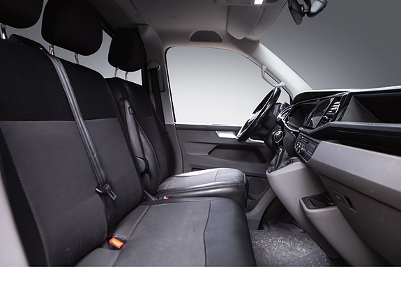 Volkswagen Transporter 20 of 22