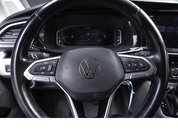 Volkswagen Transporter 12 of 22