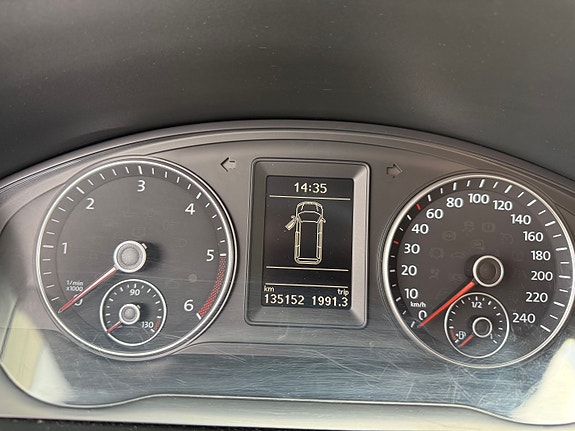 Volkswagen Transporter 12 of 15