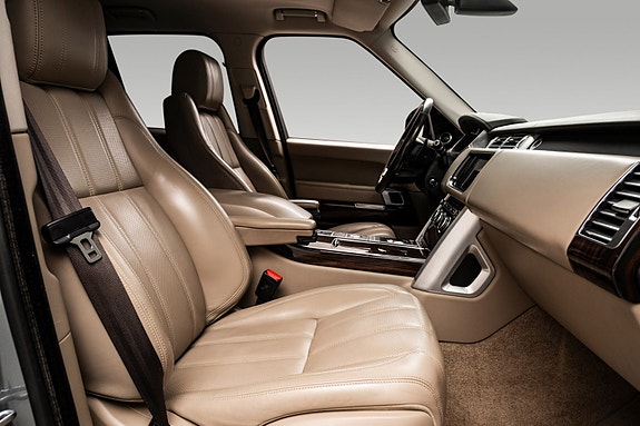 Land Rover Range Rover 16 of 30