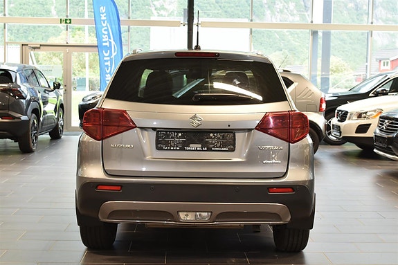 Suzuki Vitara 4 of 14