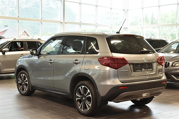 Suzuki Vitara 3 of 14