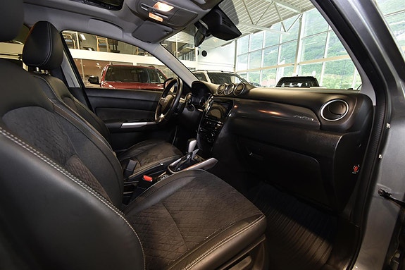 Suzuki Vitara 12 of 14
